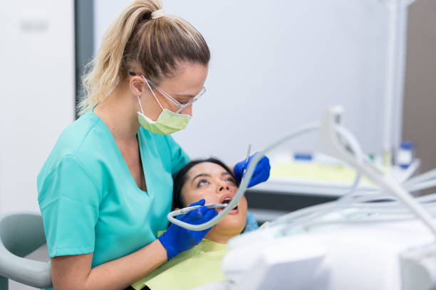 Best Emergency Tooth Extraction in Salida Del Sol Estates, TX